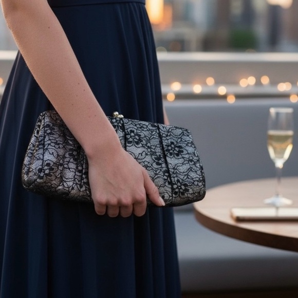 EXPRESS Silver Gray Black Lace Overlay Frame Clutch Evening Prom Party R $58 - Picture 7 of 9